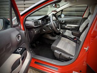 Voertuigafbeelding 14