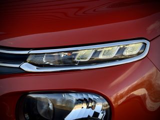 Voertuigafbeelding 5