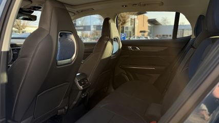 Voertuigafbeelding 16