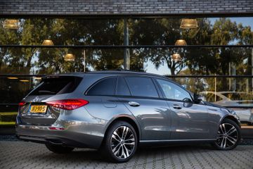 Voertuigafbeelding 2