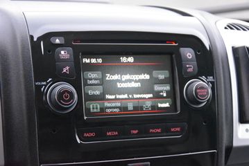 Voertuigafbeelding 12