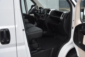 Voertuigafbeelding 9