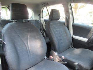 Voertuigafbeelding 9