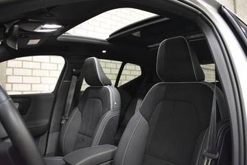 Voertuigafbeelding 3