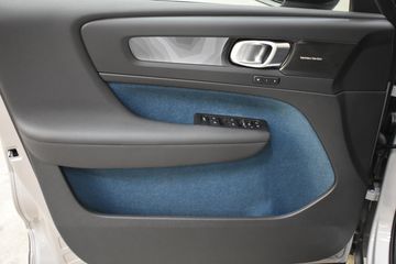 Voertuigafbeelding 42