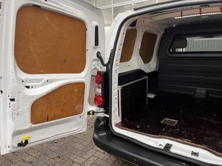 Voertuigafbeelding 14