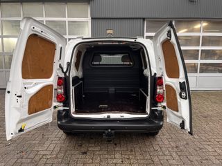 Voertuigafbeelding 15