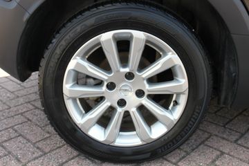 Voertuigafbeelding 8