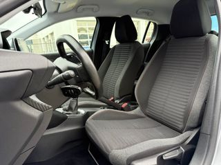 Voertuigafbeelding 12