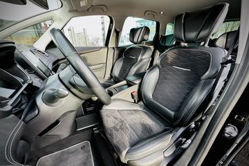 Voertuigafbeelding 12