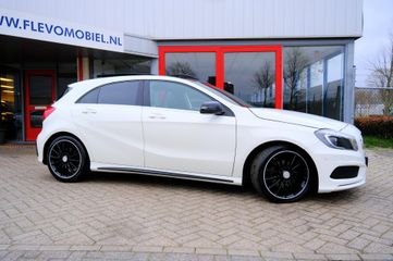 Voertuigafbeelding 3