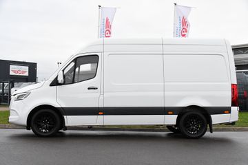 Voertuigafbeelding 8