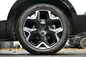 Voertuigafbeelding 13