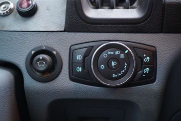 Voertuigafbeelding 16