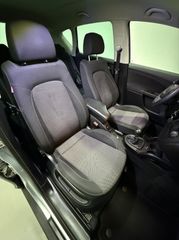 Voertuigafbeelding 12