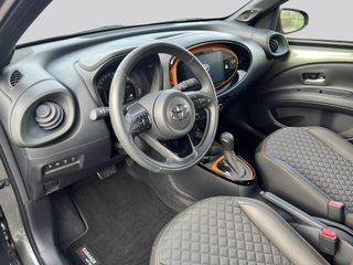 Voertuigafbeelding 6