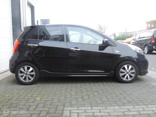 Voertuigafbeelding 12