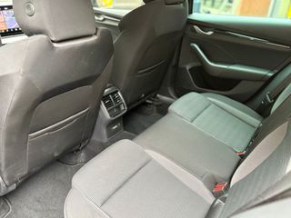 Voertuigafbeelding 16