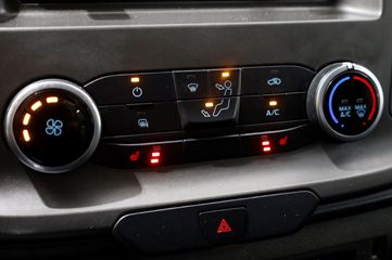 Voertuigafbeelding 12