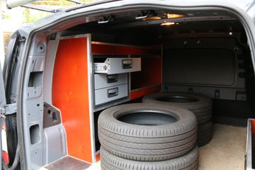 Voertuigafbeelding 17