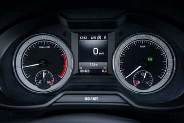 Voertuigafbeelding 13