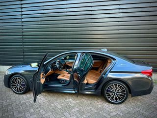 Voertuigafbeelding 9