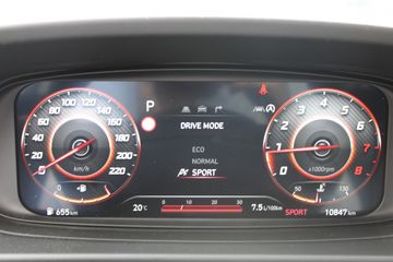 Voertuigafbeelding 13