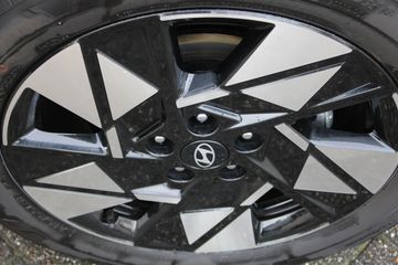 Voertuigafbeelding 26