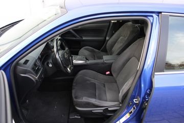 Voertuigafbeelding 10