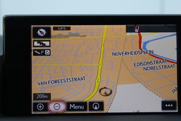 Voertuigafbeelding 12