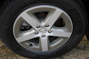 Voertuigafbeelding 4