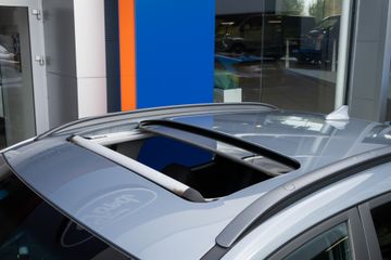 Voertuigafbeelding 8