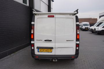 Voertuigafbeelding 6