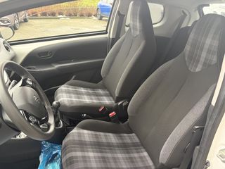 Voertuigafbeelding 11