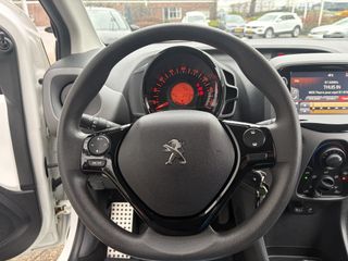 Voertuigafbeelding 12