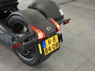 Voertuigafbeelding 14