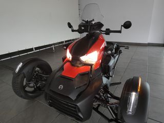 Voertuigafbeelding 6