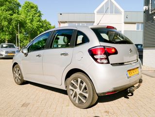 Voertuigafbeelding 8