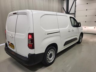 Voertuigafbeelding 2