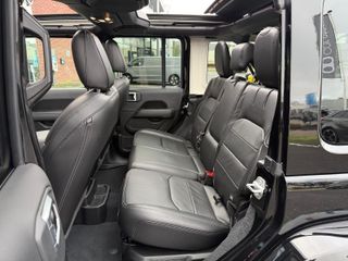 Voertuigafbeelding 14