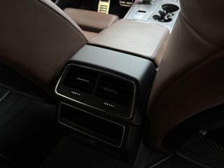 Voertuigafbeelding 51