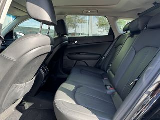 Voertuigafbeelding 8