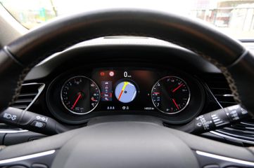 Voertuigafbeelding 12