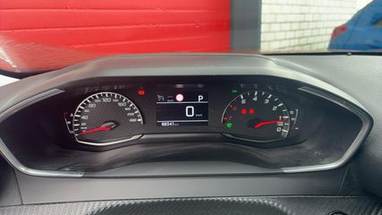 Voertuigafbeelding 4