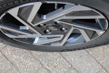 Voertuigafbeelding 24