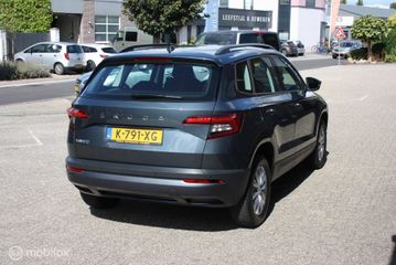 Voertuigafbeelding 3