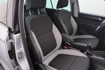 Voertuigafbeelding 12