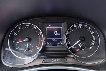 Voertuigafbeelding 17