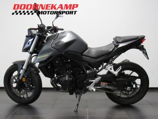 Voertuigafbeelding 3