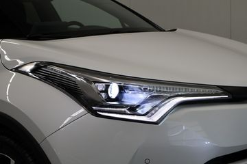 Voertuigafbeelding 9